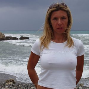 Lucia - rencontre-Cougar-Nîmes