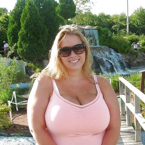 Elodie - rencontre-Naturiste-Besançon